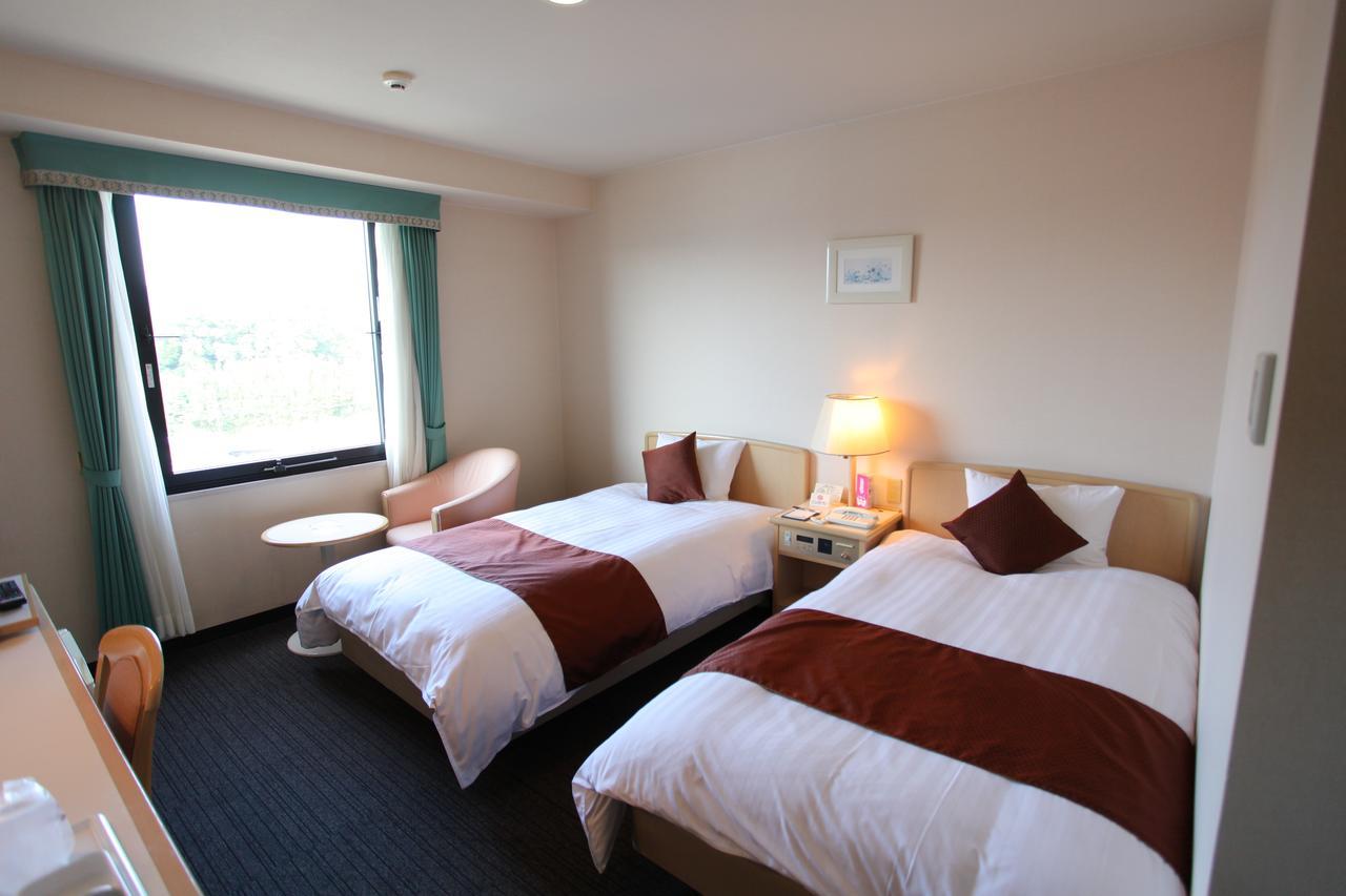 Hotel Verfort Hyuga Экстерьер фото