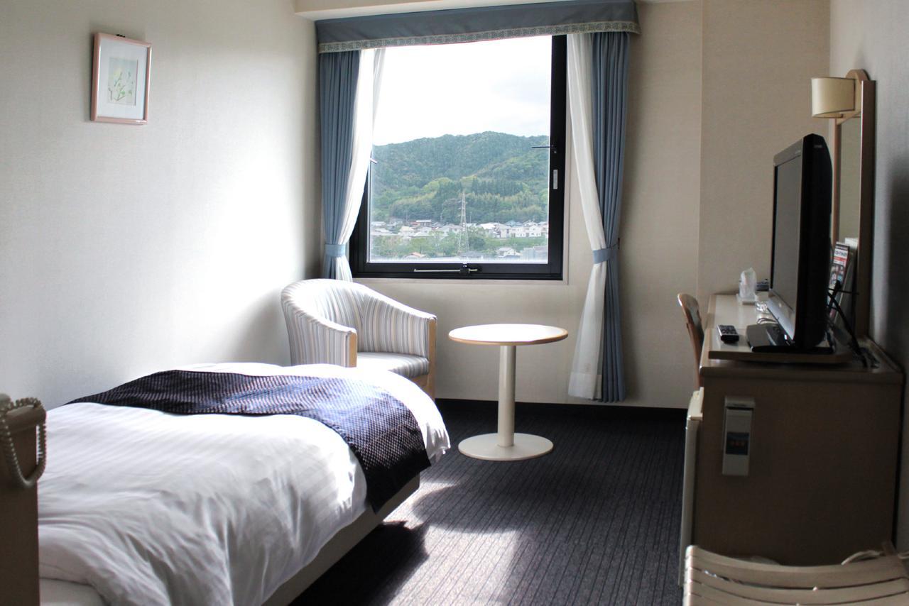 Hotel Verfort Hyuga Экстерьер фото