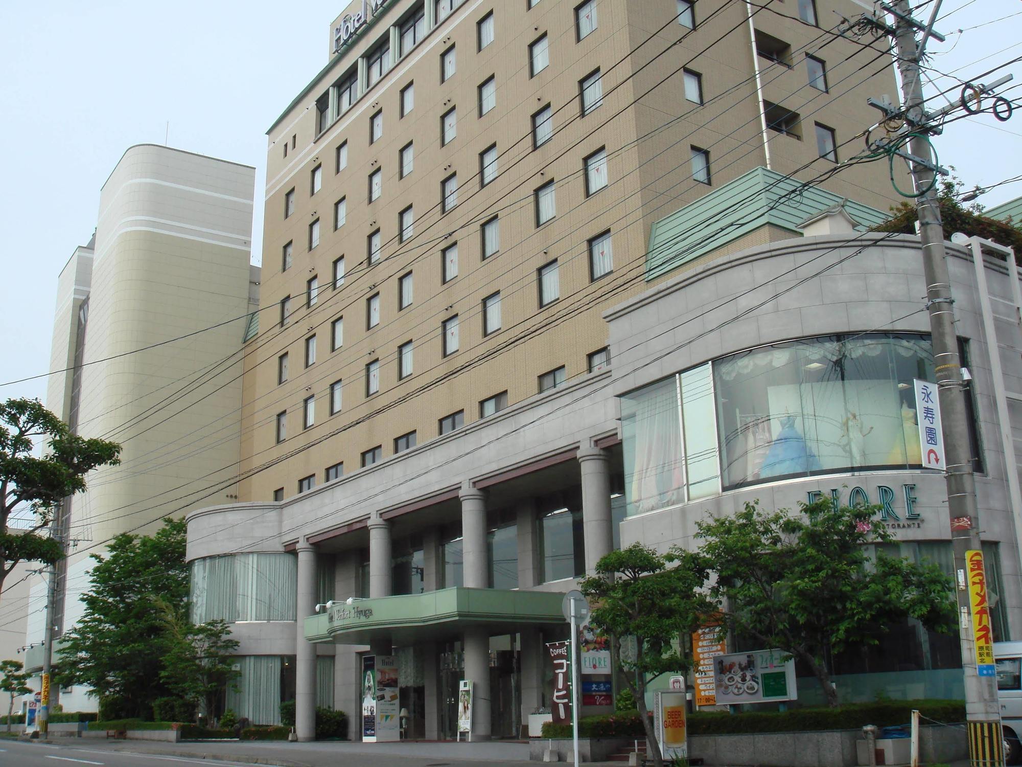 Hotel Verfort Hyuga Экстерьер фото